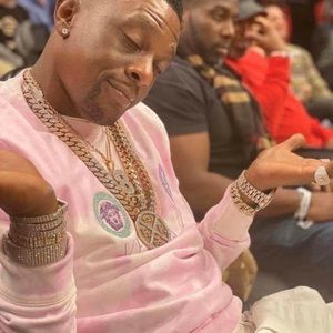 Meet your Posher, Amari